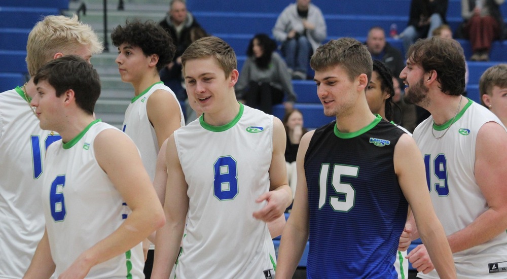 No. 2 Lakers Roll to 2-0 Weekend Sweep