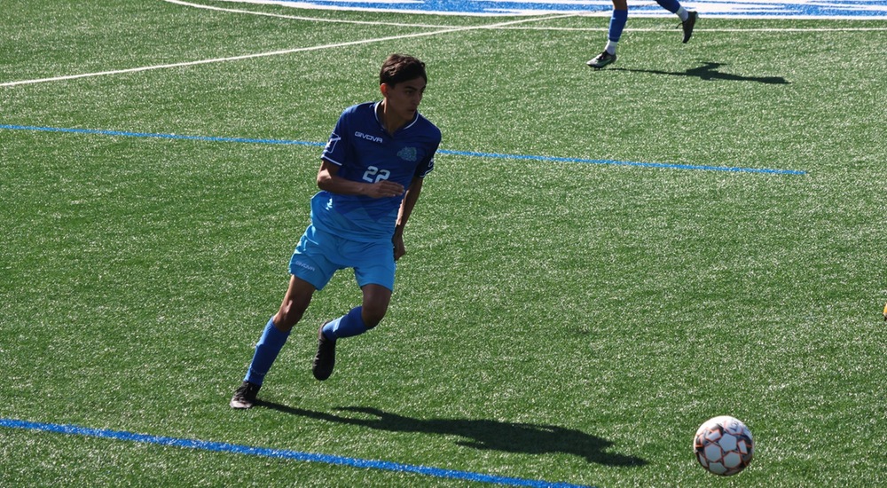 Lakers Earn Shutout and Third Straight Victory at Home