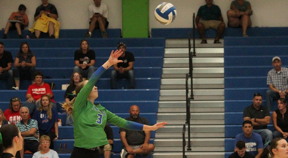 #10 Women's Volleyball Sweeps Genesee and Jamestown